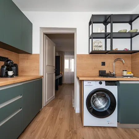 Nest Apartment